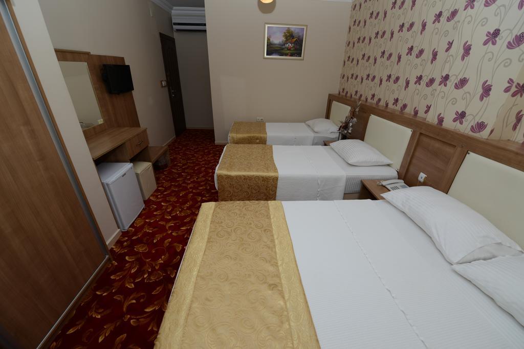 Grand Onur Hotel İskenderun Quarto foto